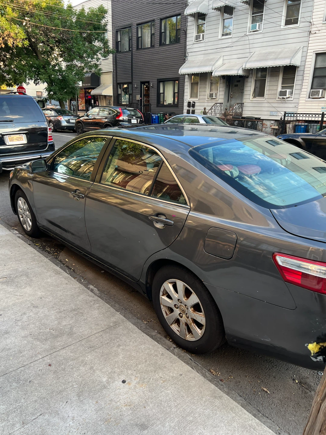 2007 Toyota Camry Hybrid XLE Sedan 4D - photo 2