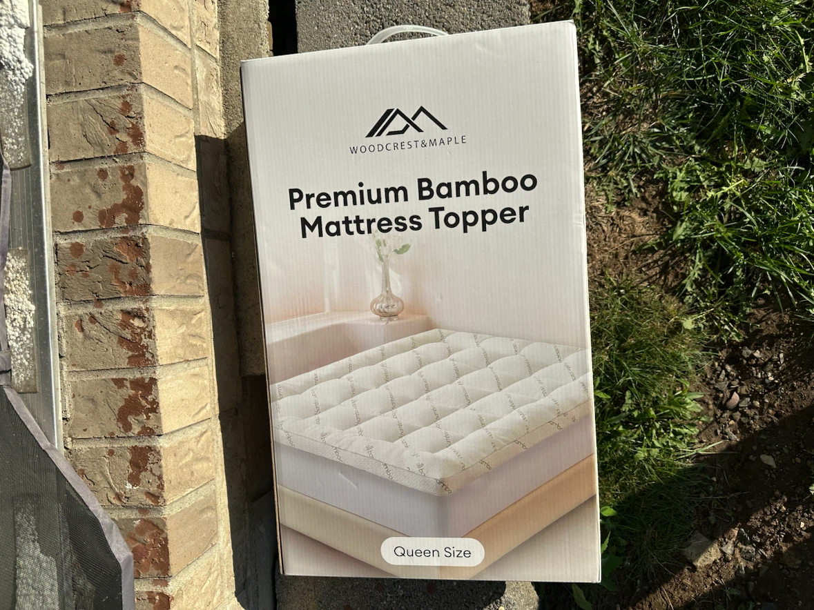 Woodcrest & Maple Premium Bamboo Mattress Topper - Queen Size