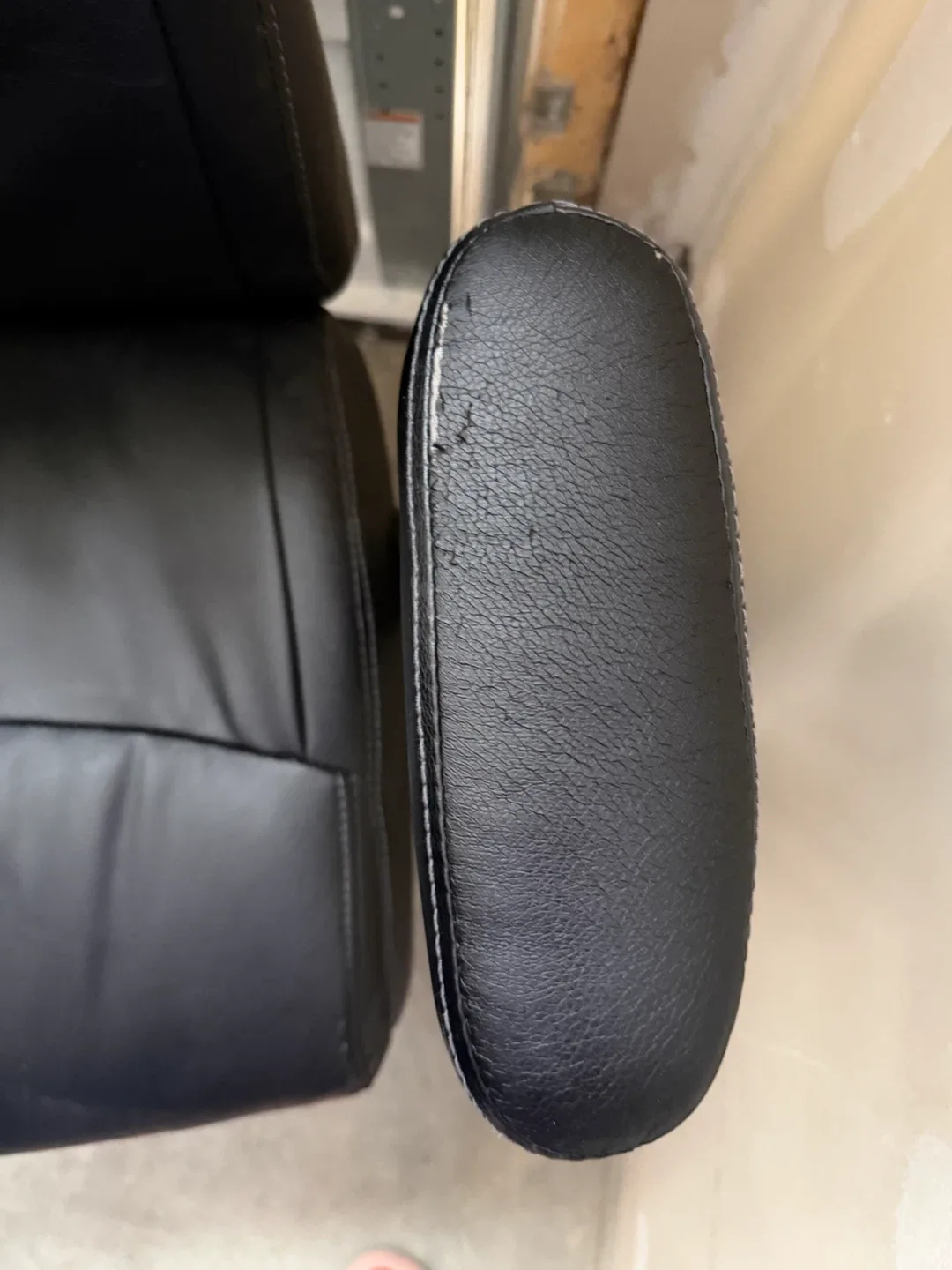 Black Faux Leather Office Chair - photo 4