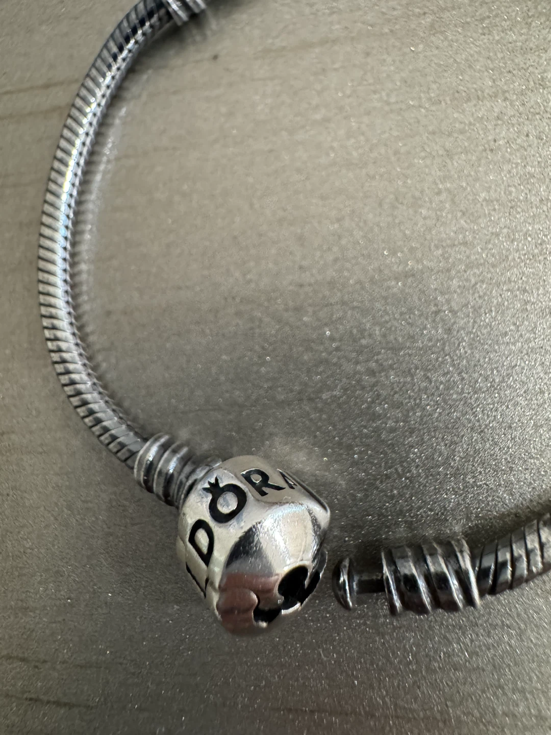 Pandora oxidized silver clasp bracelet - photo 2