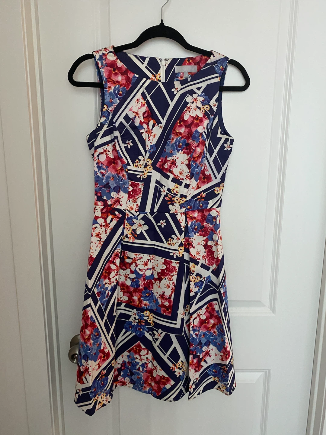 Women's Sleeveless Floral Dress