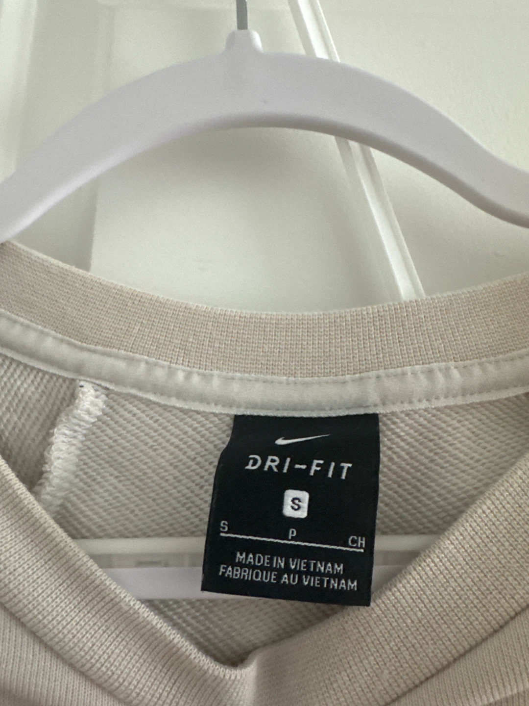 Nike Crewneck Sweatshirt - size small - photo 2