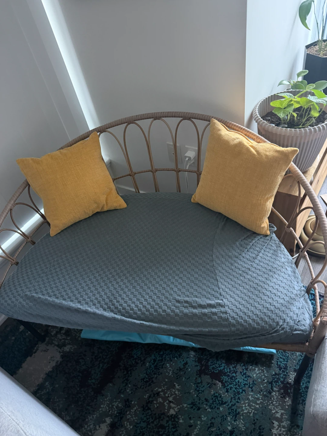 Woven Rattan Loveseat - photo 2