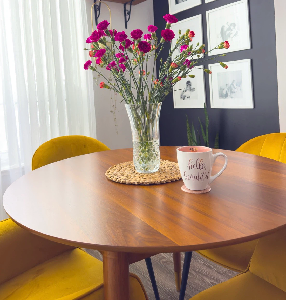 Structube Round Dining Table 150cm and 4 chairs