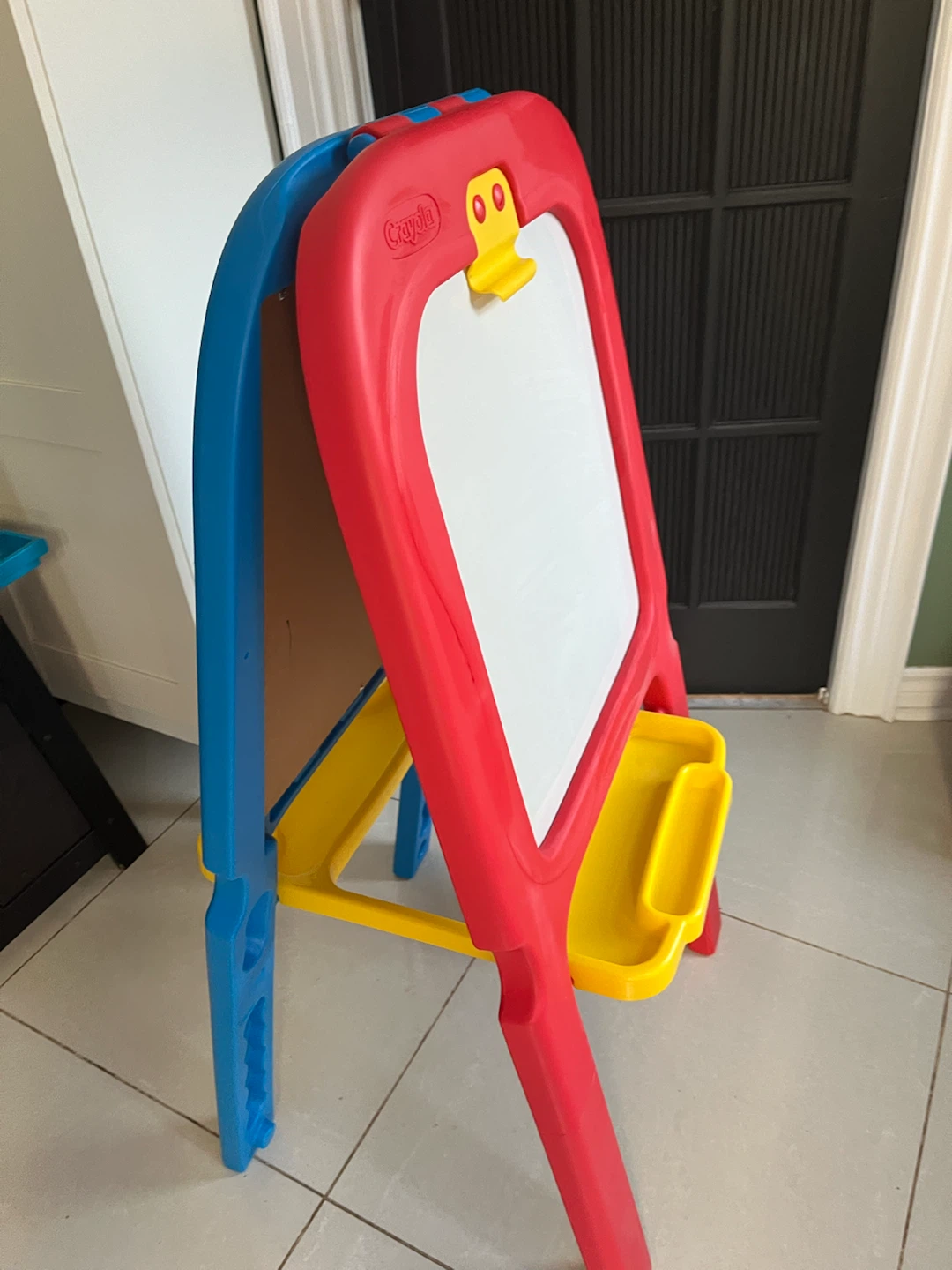 Crayola Easel