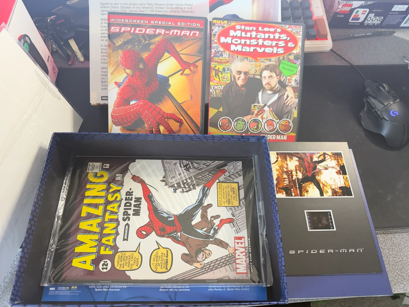 Spider-Man 2002 Limited Edition DVD Collector’s Gift Set - photo 2