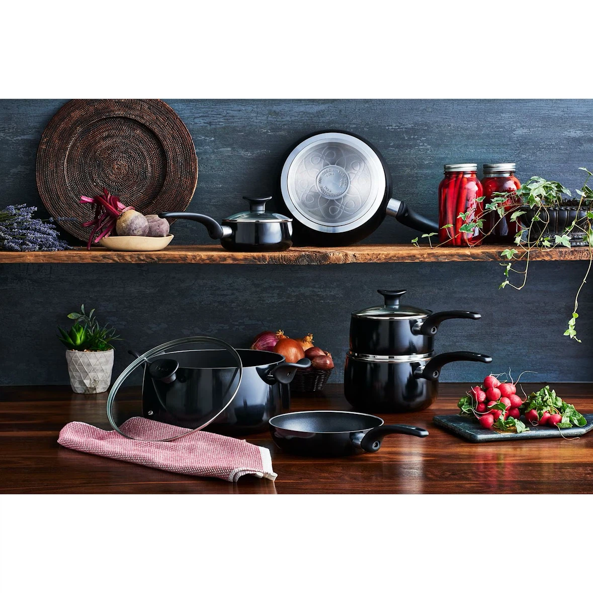 Brand new in box T-fal expert 10 piece aluminum cookware set - photo 2