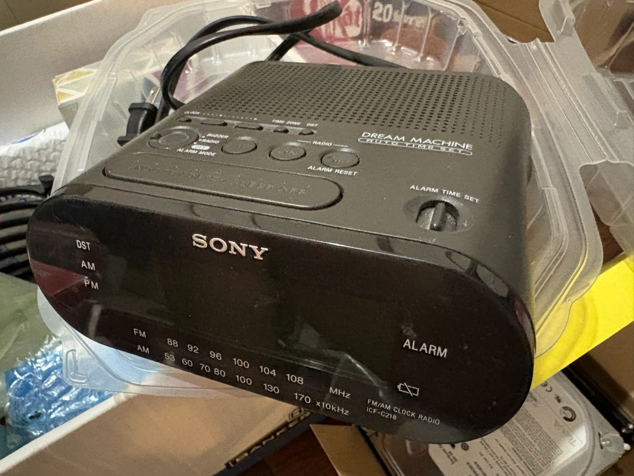 Sony Dream Machine AM/FM Clock Radio ICF-C218