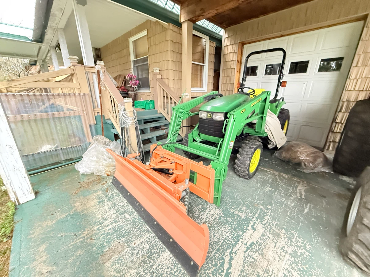 John Deere 430 Tractor with Front Loader - photo 2