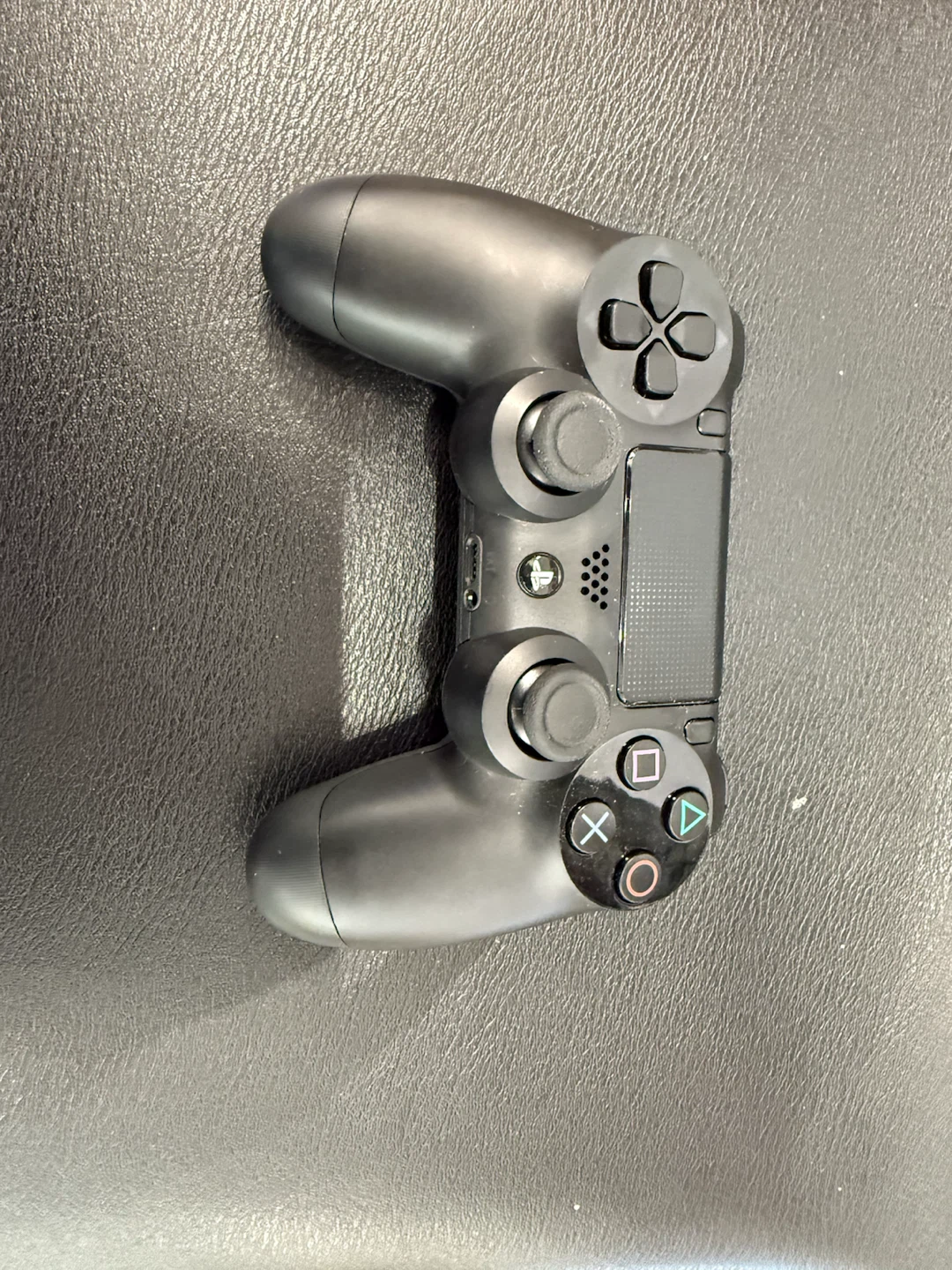Black Sony PlayStation 4 DualShock 4 Controller - photo 2