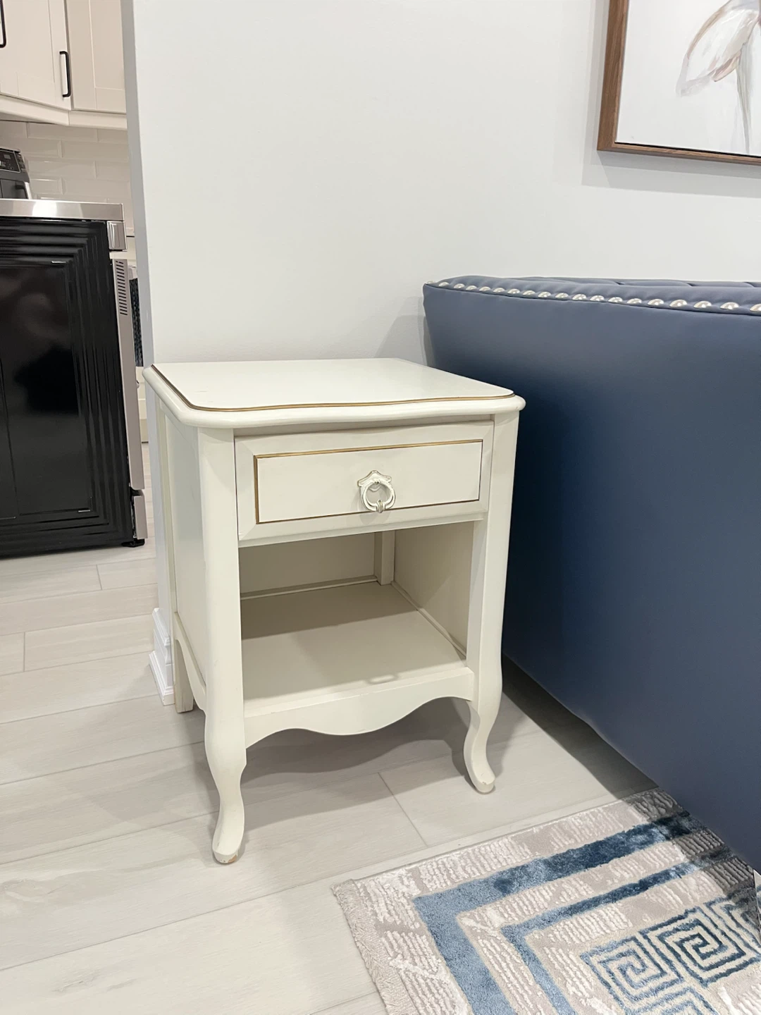 Vintage Nightstand w/ Drawer - photo 3