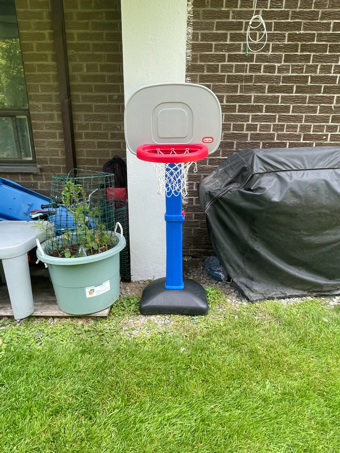 Little Tikes Adjustable Basketball Hoop - photo 2