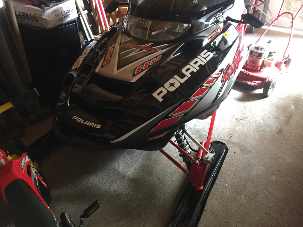 Polaris Super Sport 550 Snowmobile - photo 4