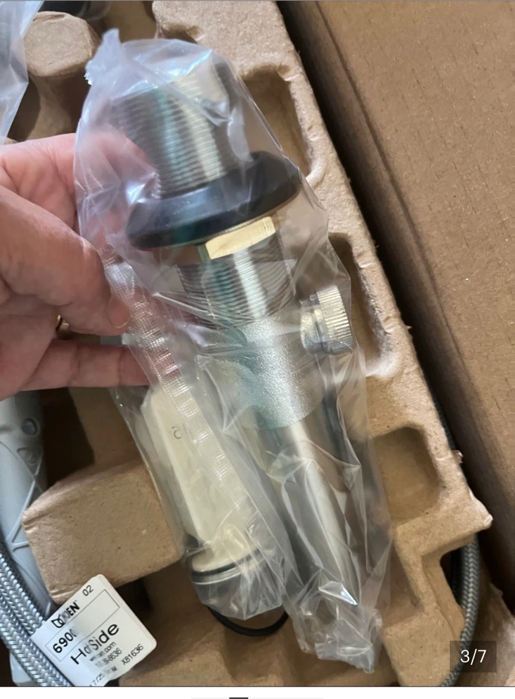 Moen 6900 Hot Side Faucet - photo 3