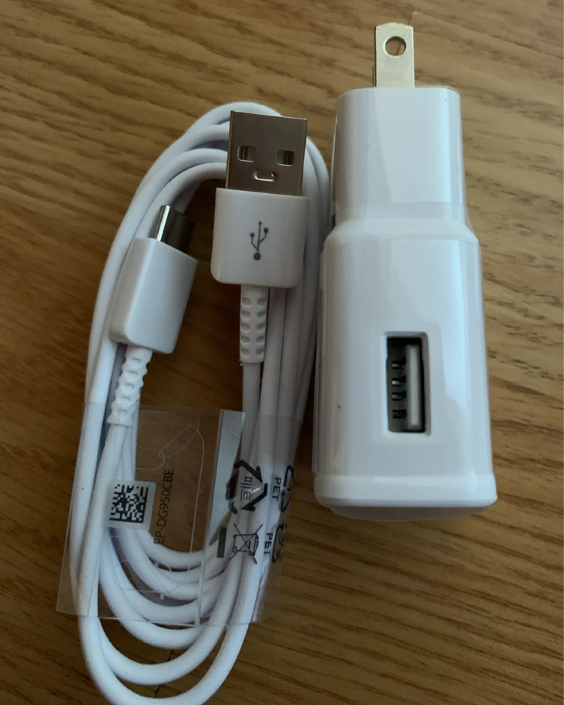 White Wall Charger with USB-C Cable