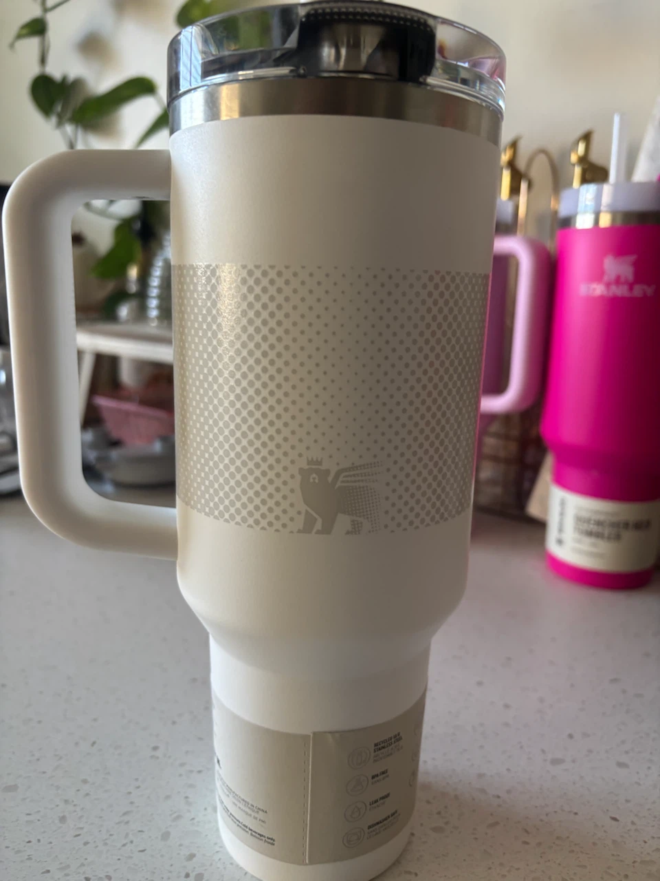 Stanley The Flip Straw Quencher Tumbler 40 oz - photo 2