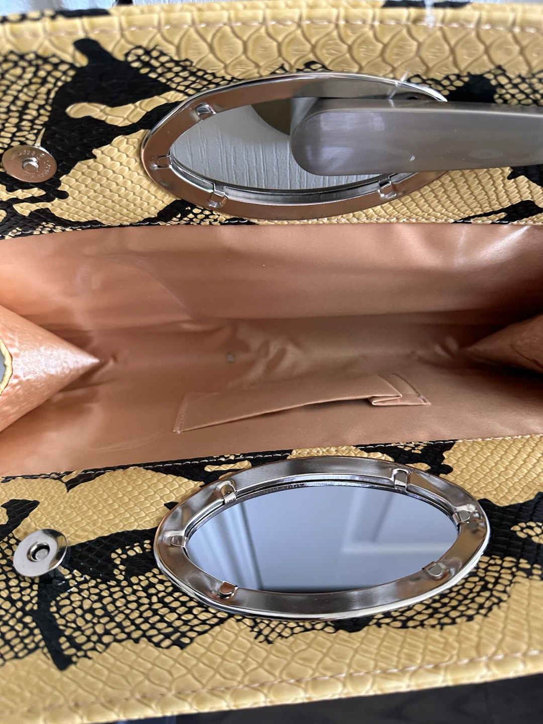 Brand new Yellow Snake Print Clutch with Metal Handle - photo 3
