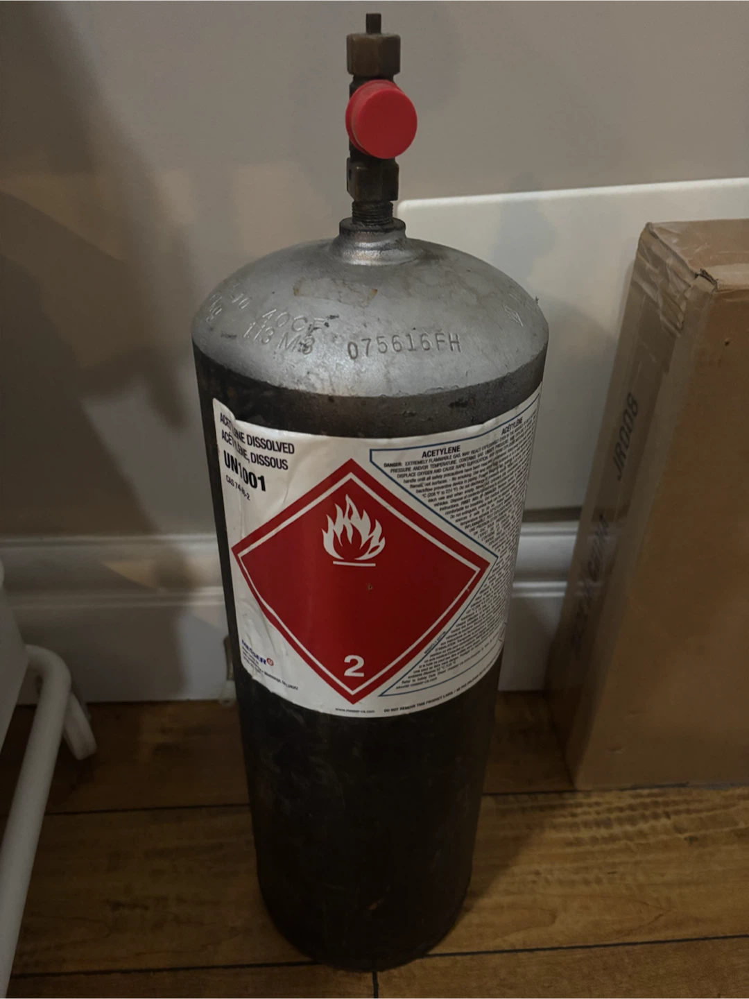 Acetylene B tank