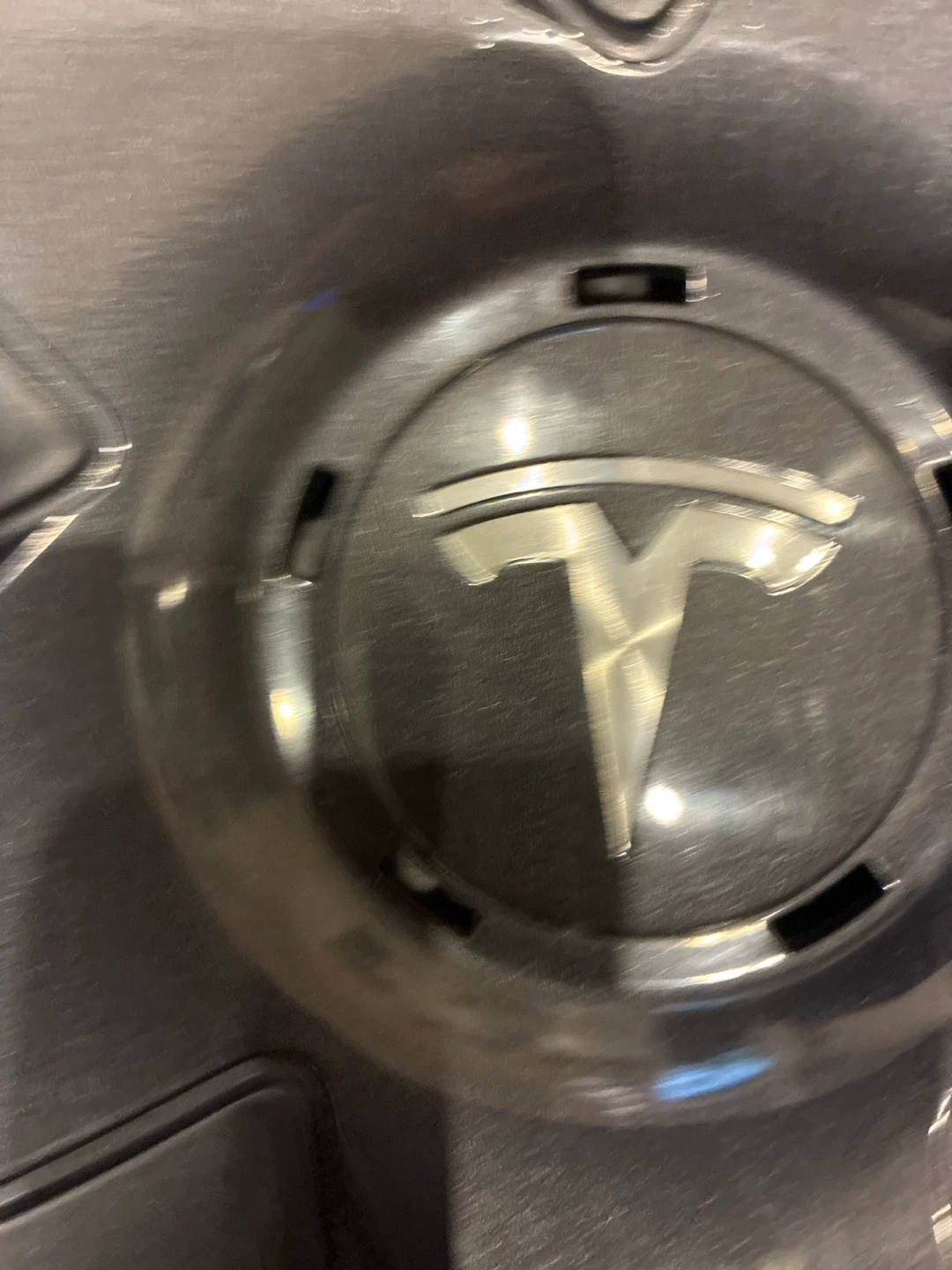 Tesla Model 3 Hubcap - photo 4