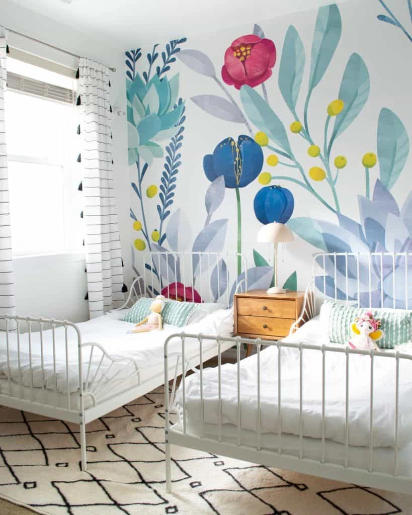 IKEA MINNEN bed