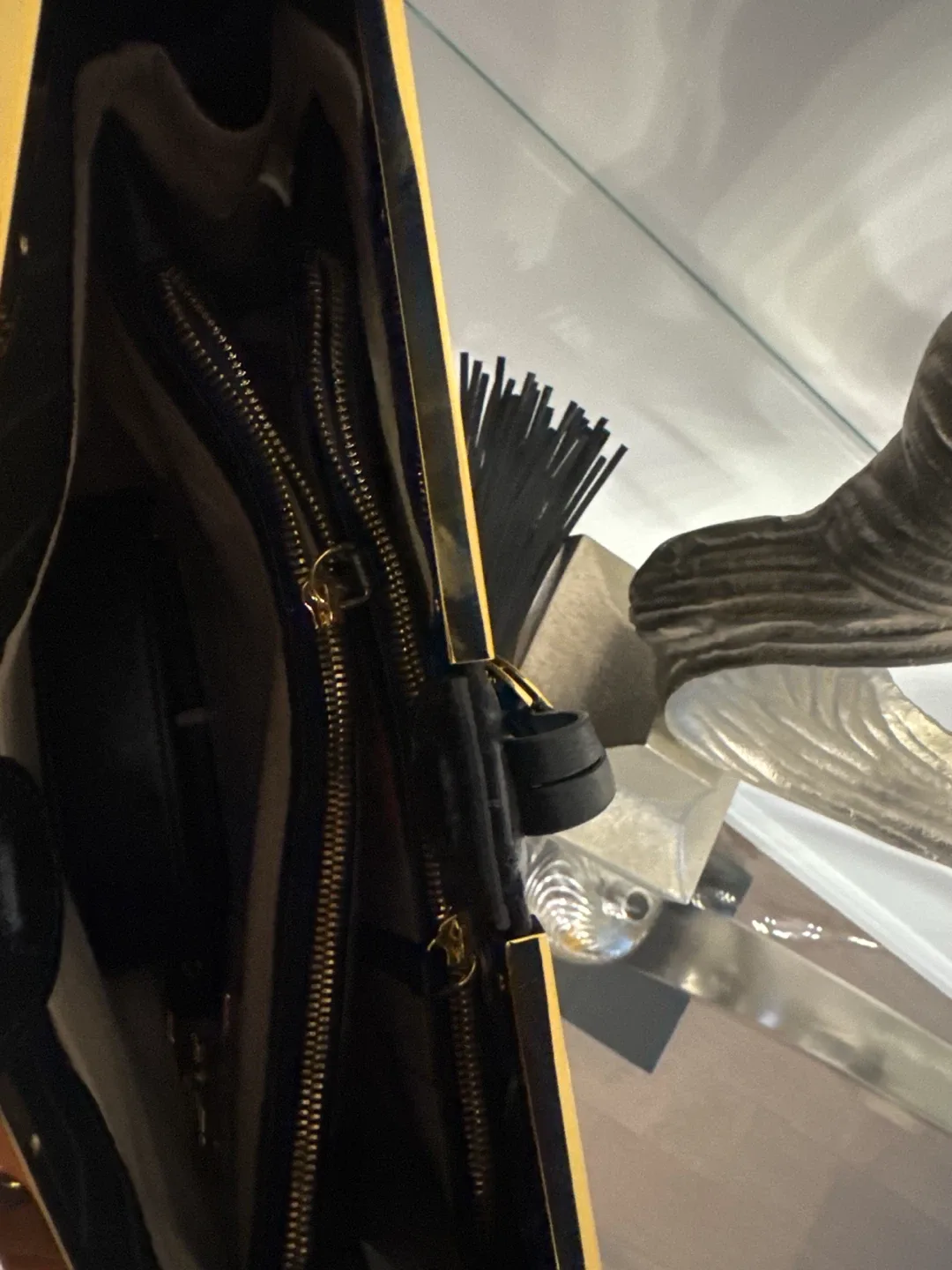 VALENTINO by Mario Valentino Quilted Leather Handbag - photo 3