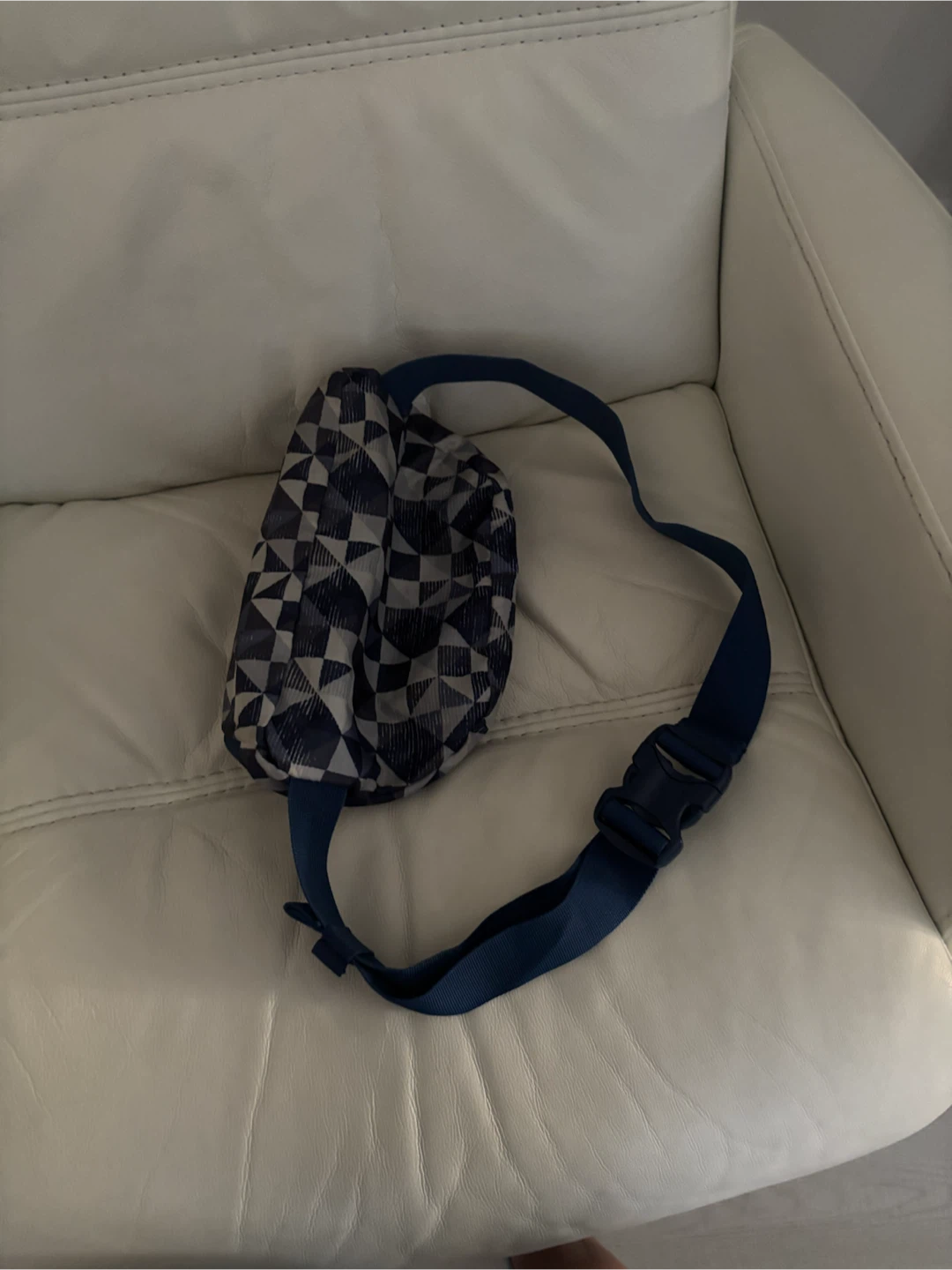 Eddie Bauer Fanny Pack - Blue Geometric Pattern - photo 2