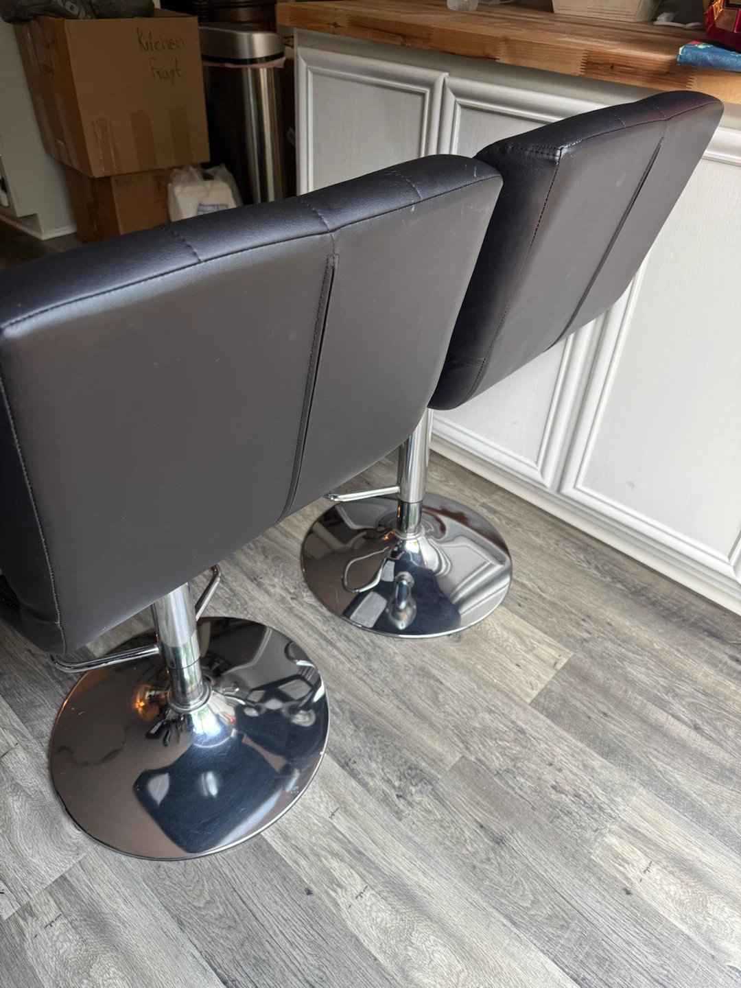 Set of 4 Black Faux Leather Bar Stools - photo 2