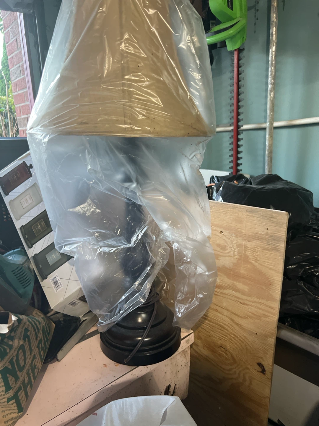Table Lamp with Tan Shade - photo 2