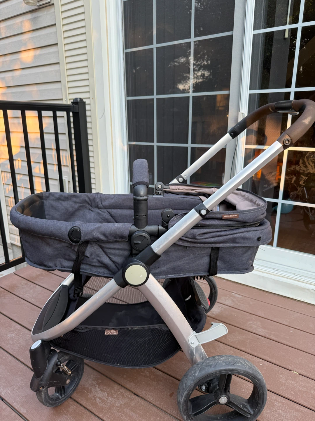 Mountain Buggy Cosmopolitan Stroller - photo 5