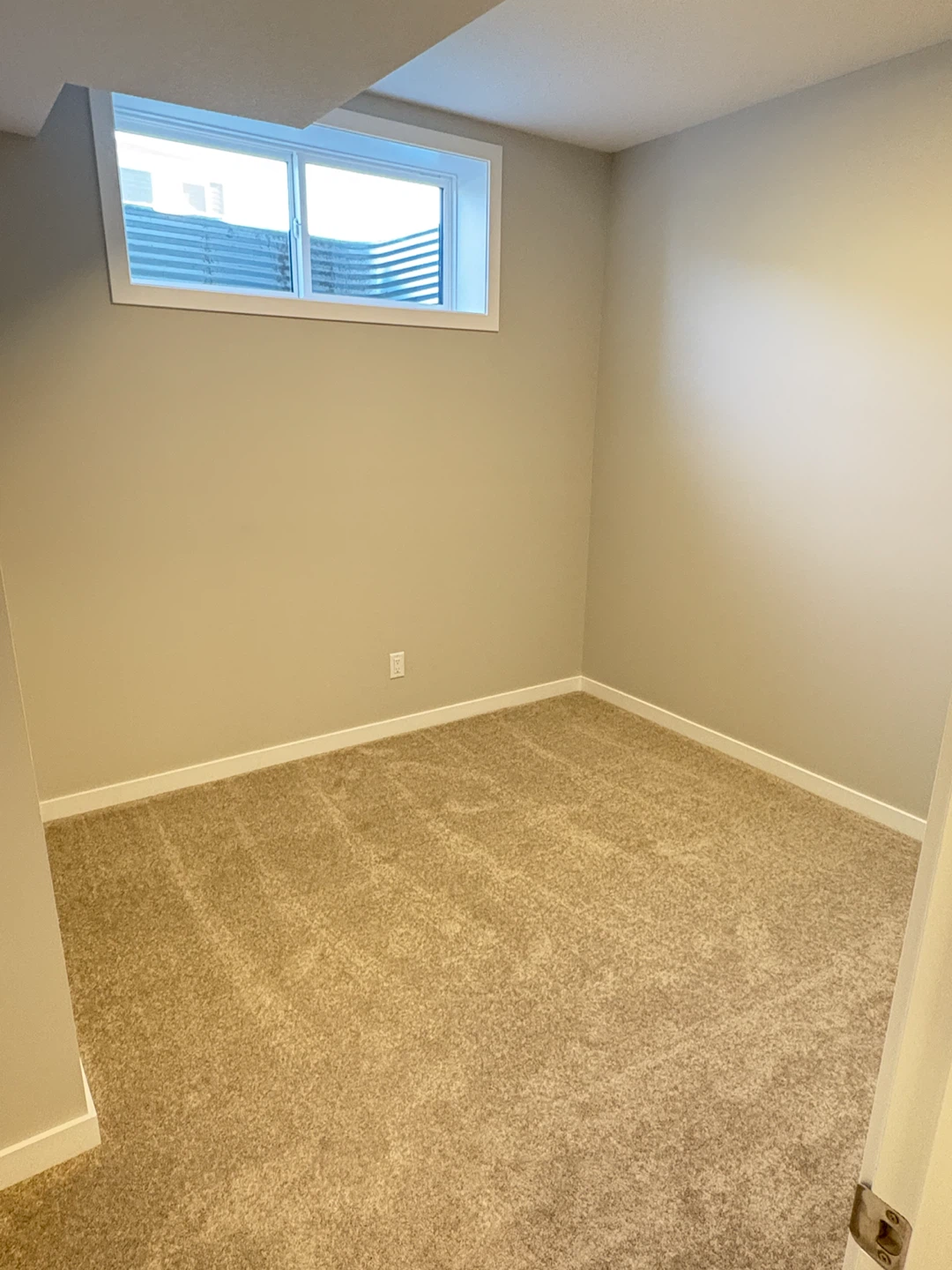 Brand new 2 bedroom basement for rent - photo 4
