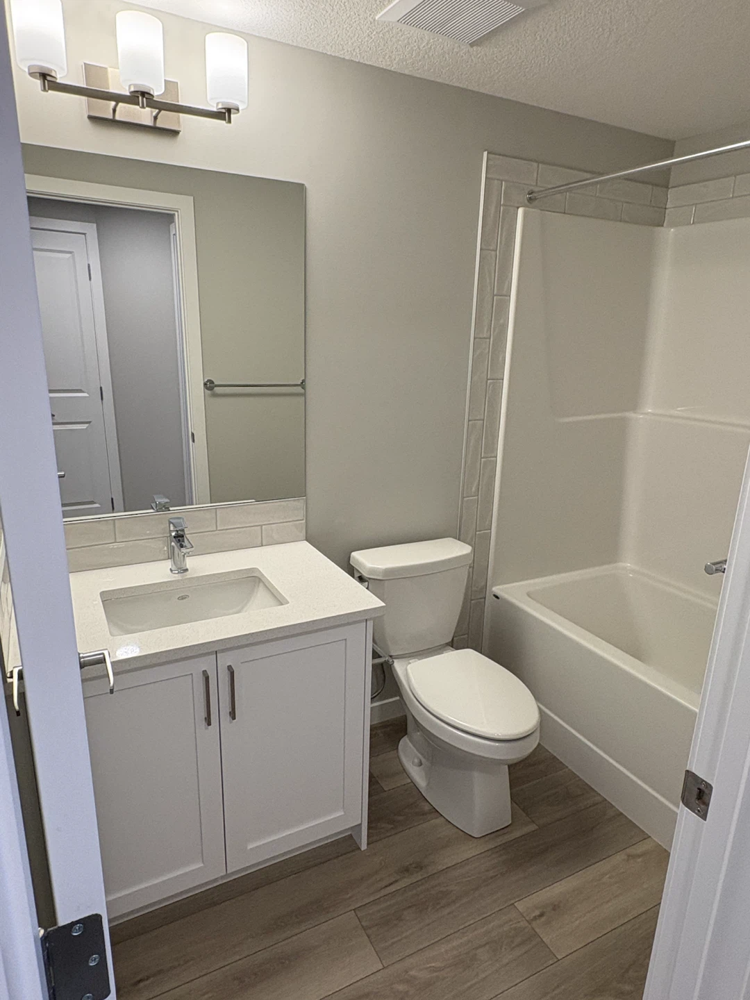 Brand new 2 bedroom basement for rent
