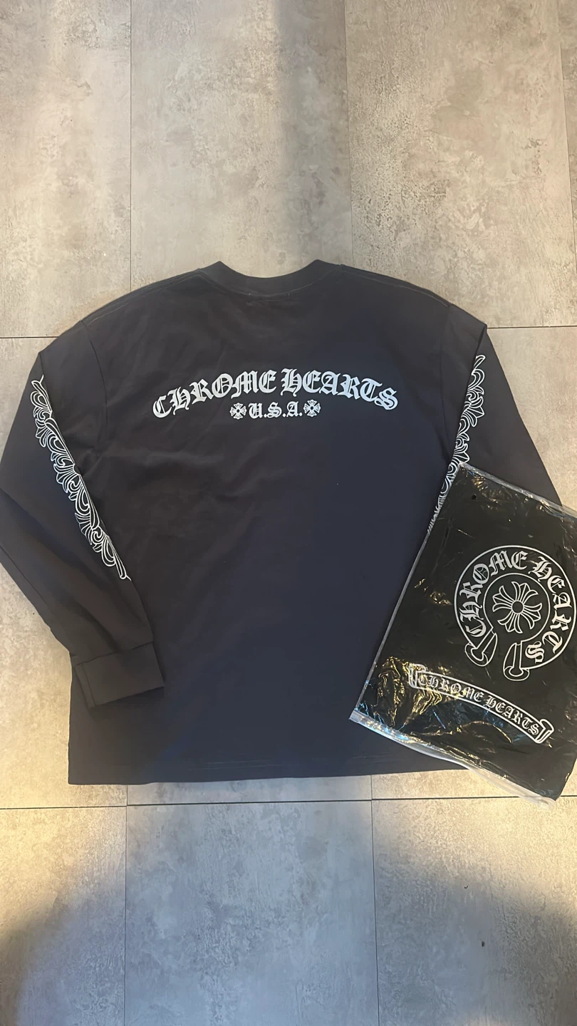Grey chrome hearts long sleeve - photo 2