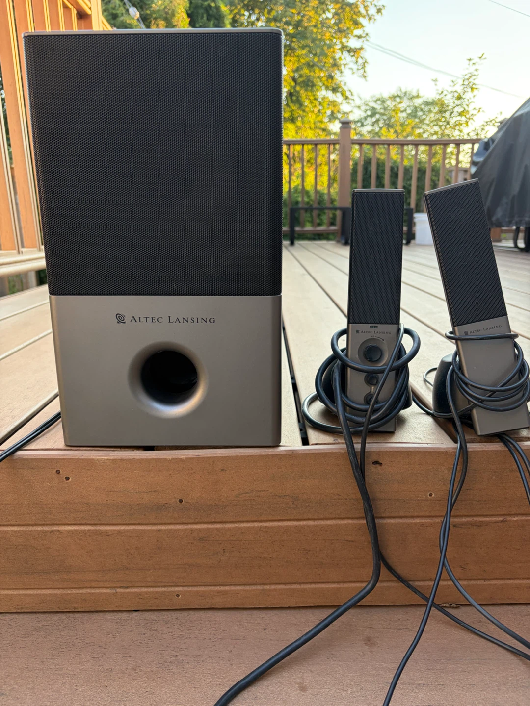Altec Lansing 2.1 Speaker System - photo 2