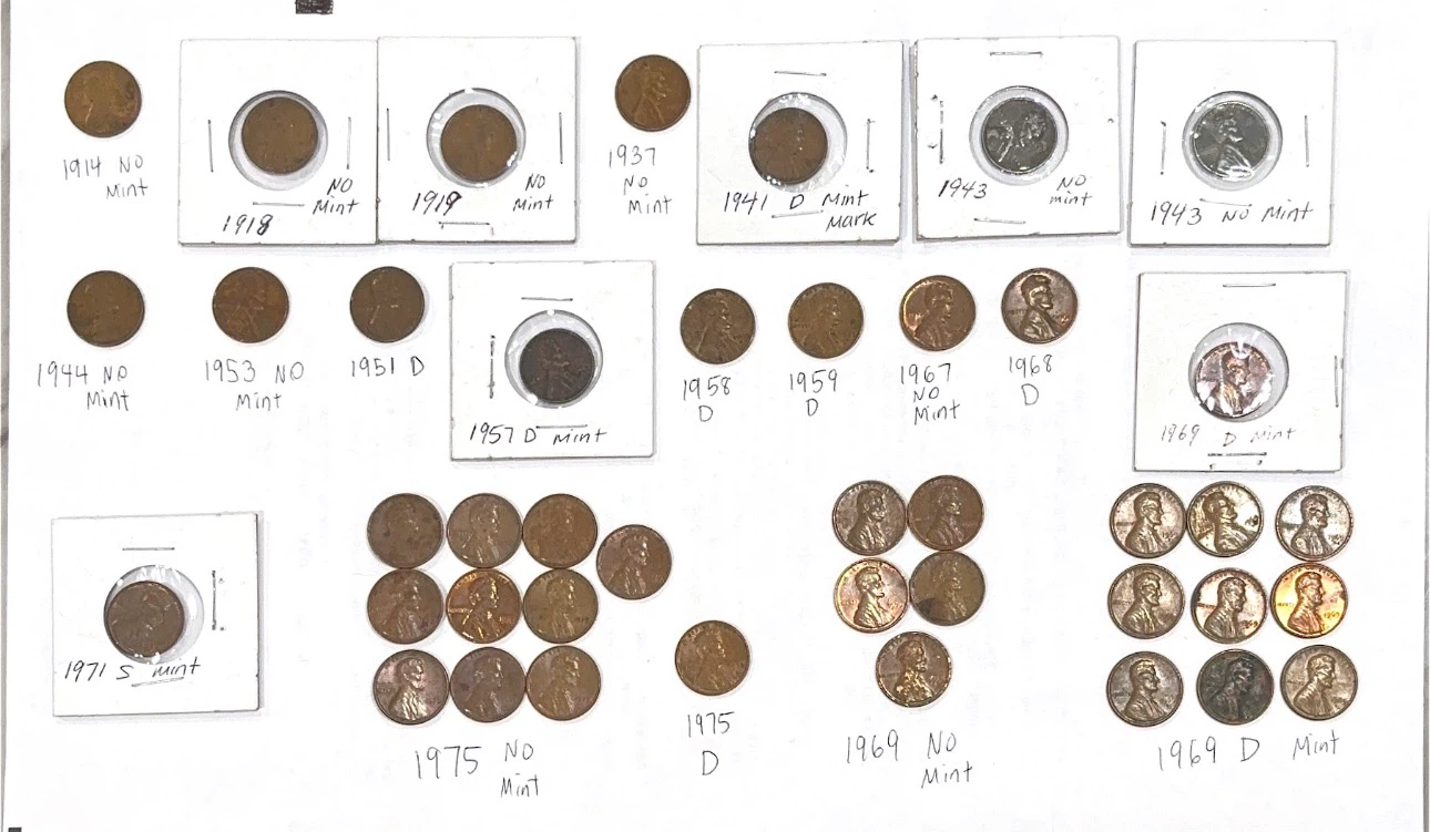 Collection of Lincoln Wheat and Memorial Pennies