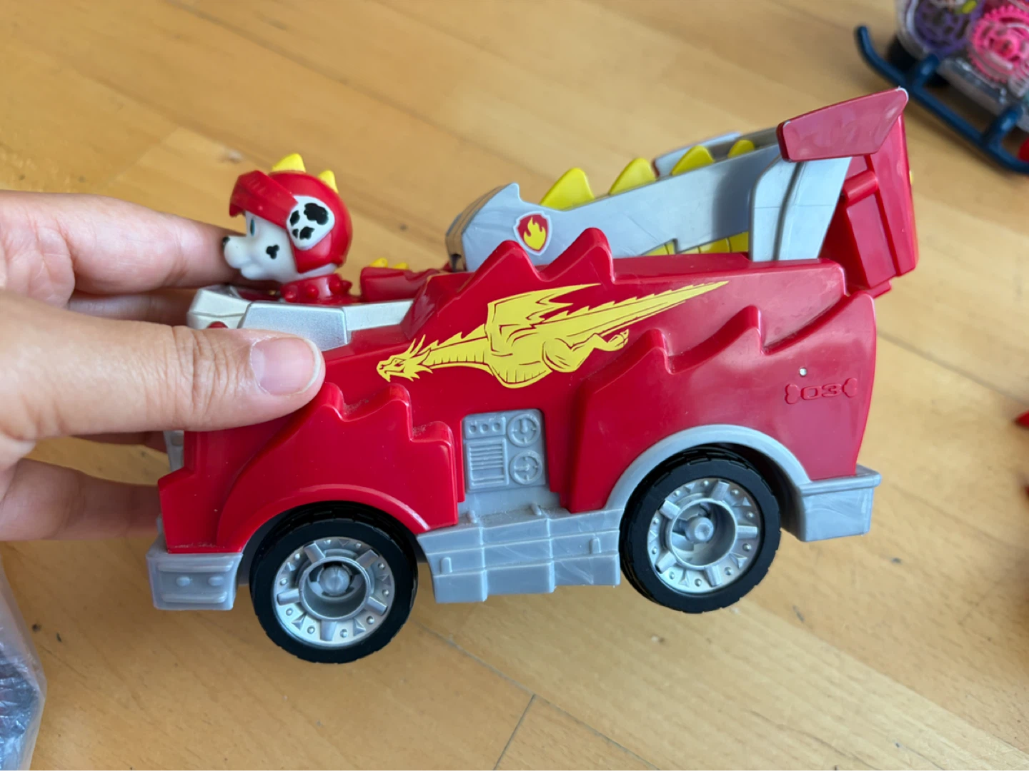 Marshall's Dragon Fire Truck Toy - photo 2