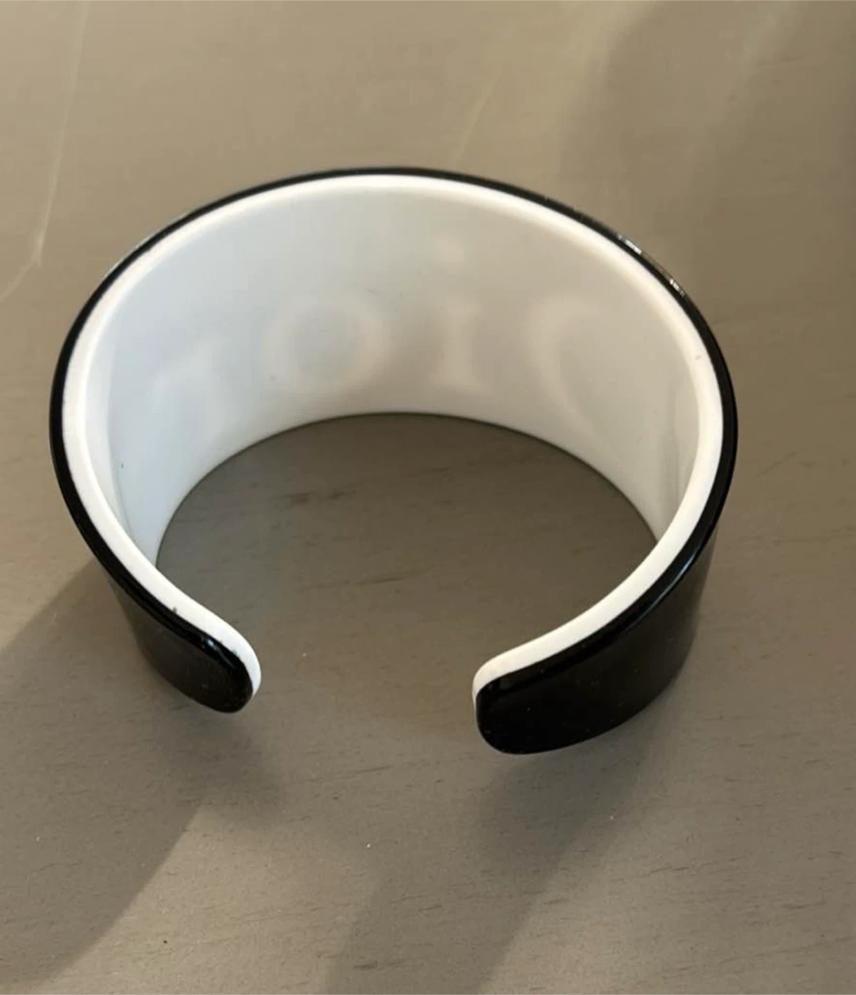 Dior Black & White Resin Cuff Bracelet - photo 2