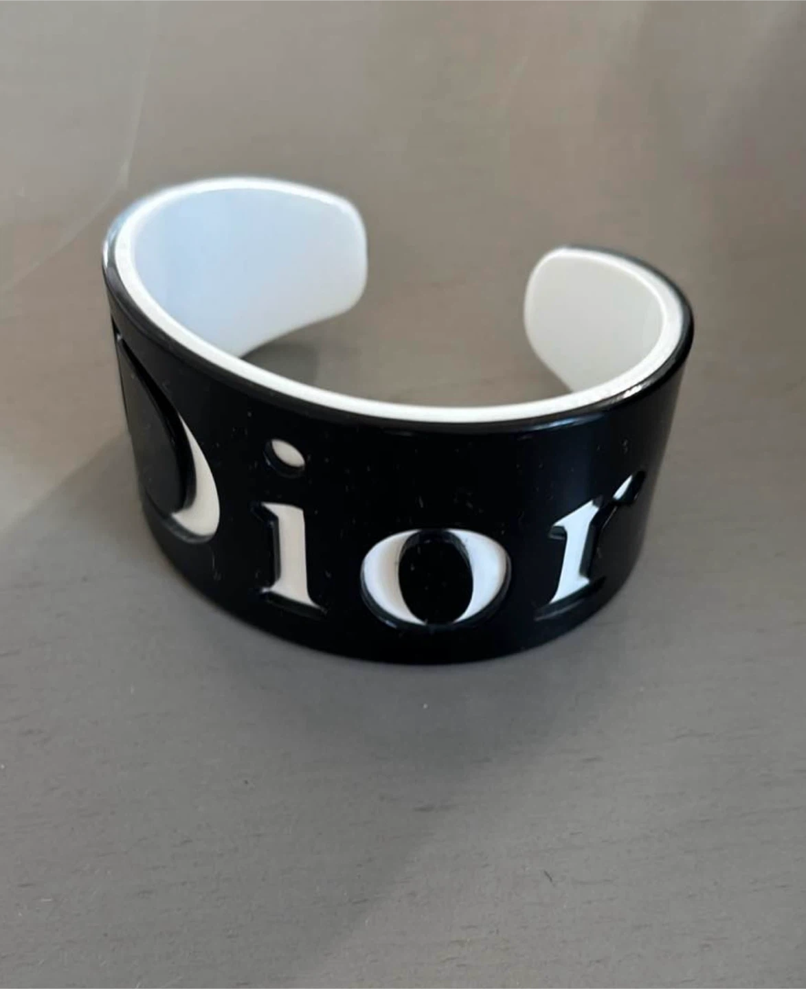 Dior Black & White Resin Cuff Bracelet - photo 3