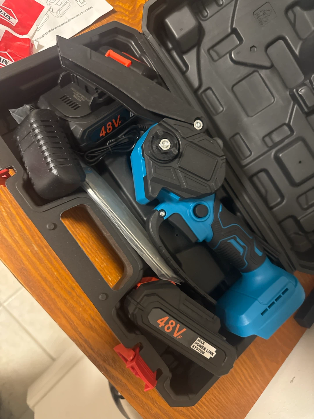 Cordless Handheld Chainsaw with 2 Batteries - photo 3