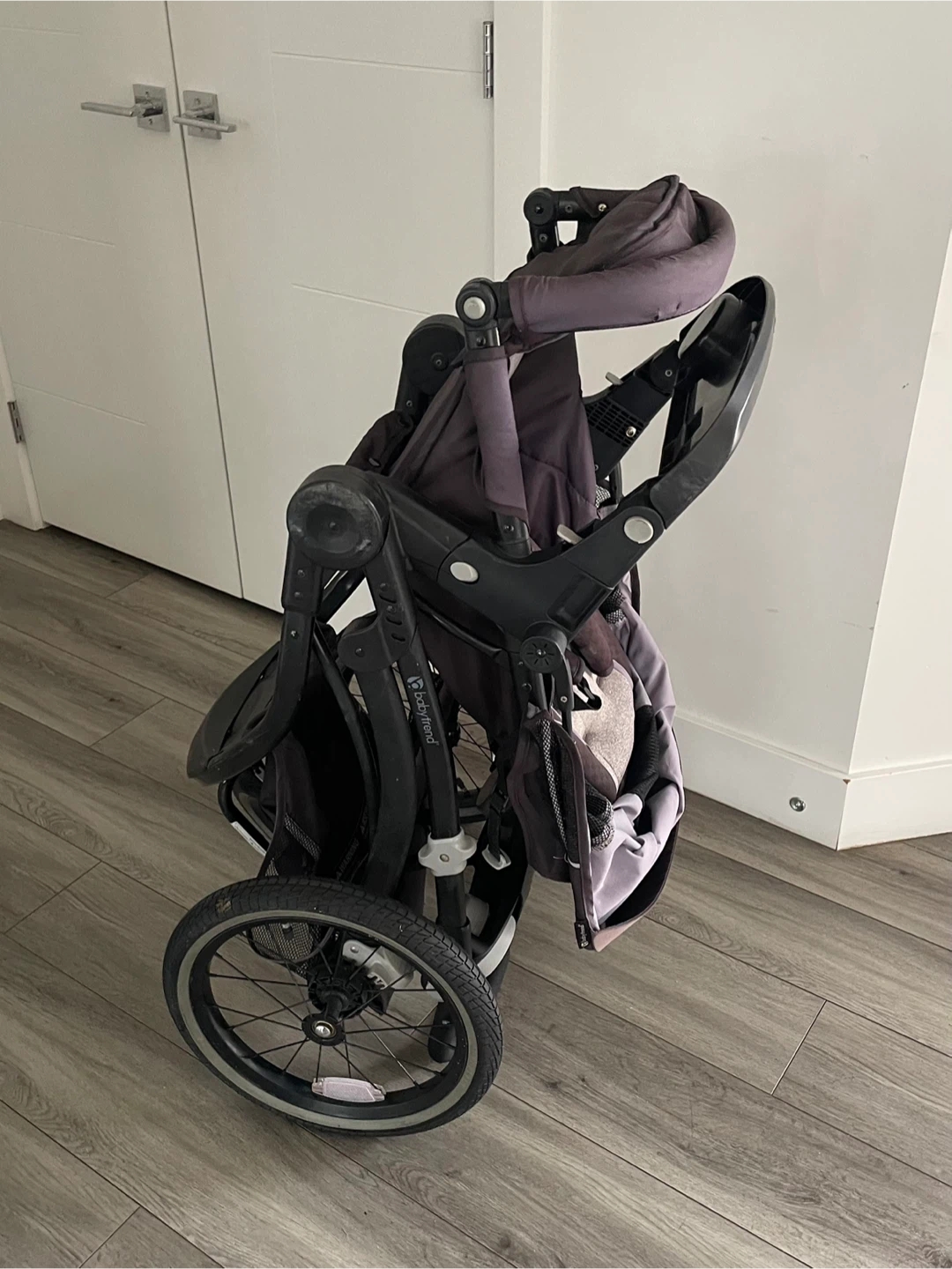 Baby Trend Jogger Stroller - photo 3