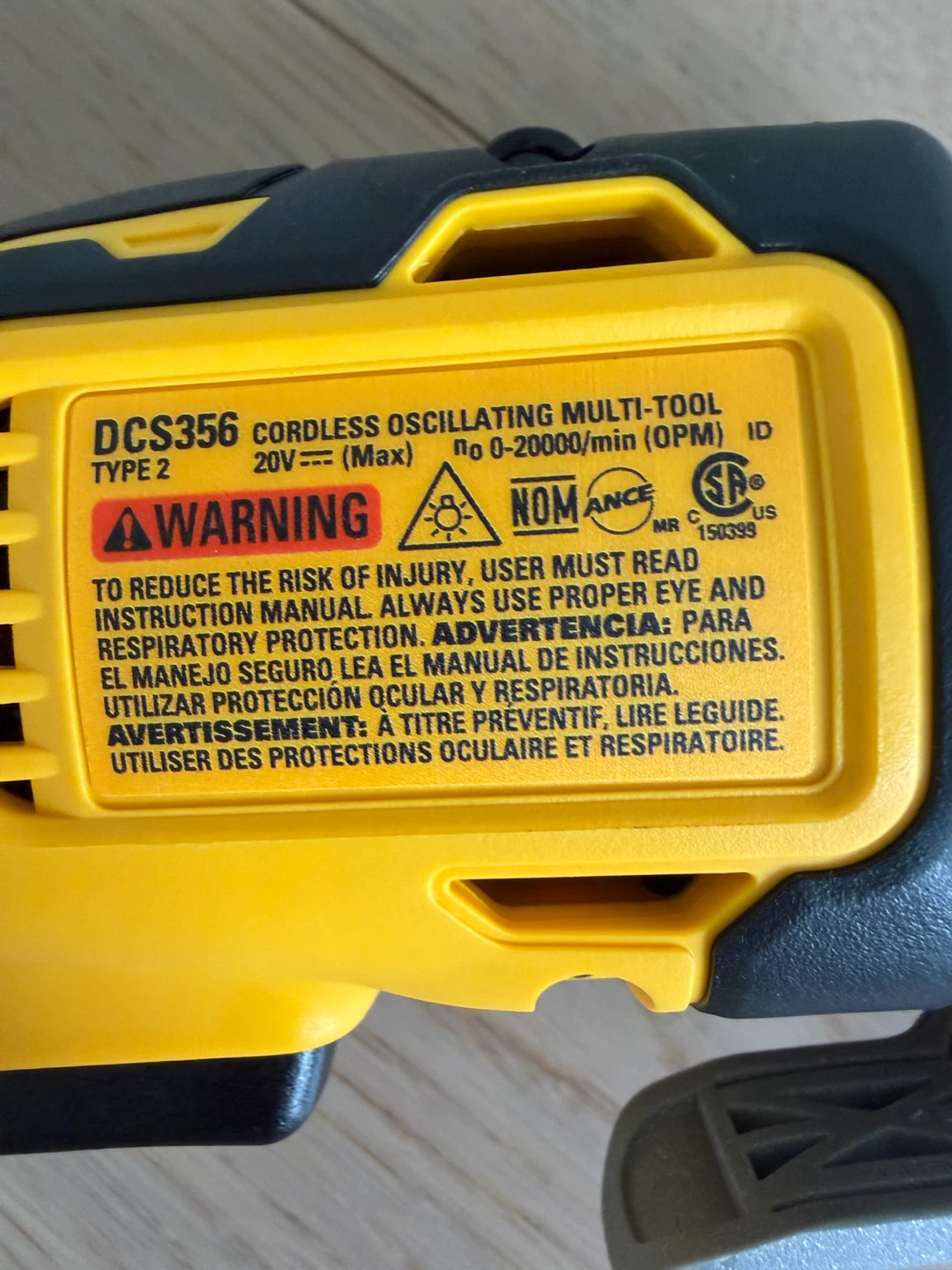 DEWALT DCS356 Cordless Oscillating Multi-Tool 20V XR - photo 2