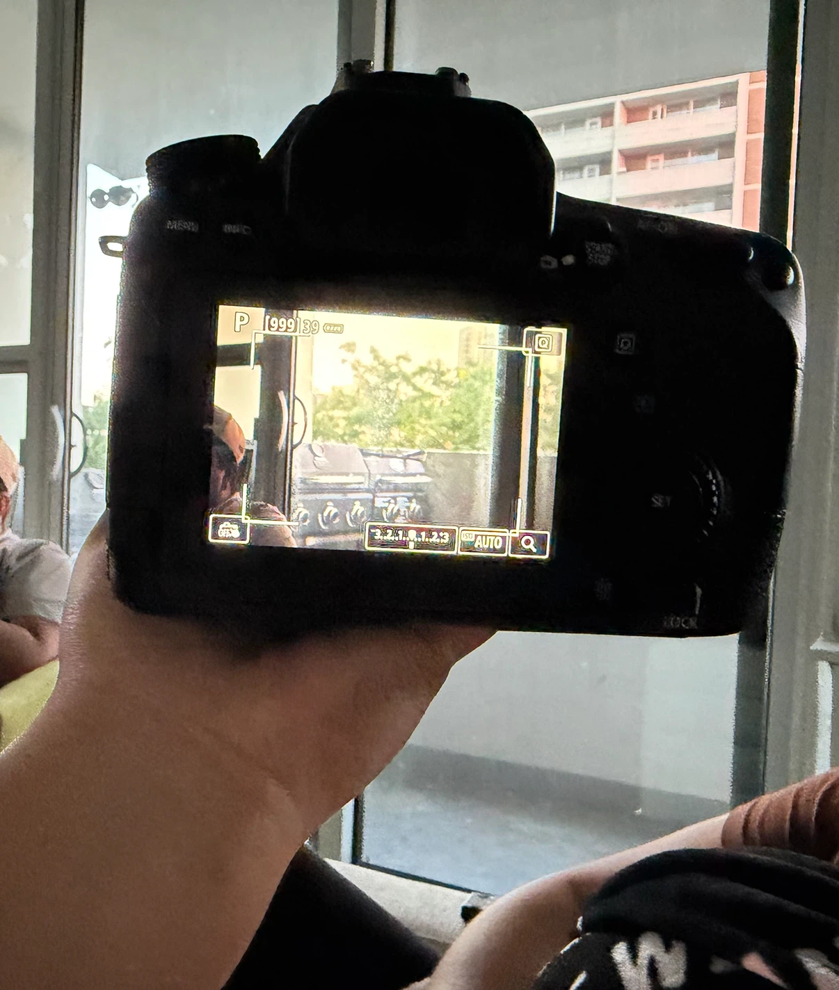 Canon EOS 80D DSLR Camera with 18-55mm Lens - photo 4