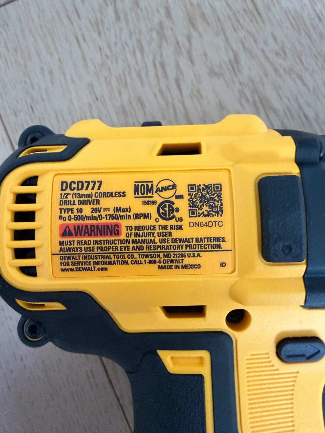DEWALT 20V MAX Cordless Brushless Drill and 2.0Ah Battery - photo 2