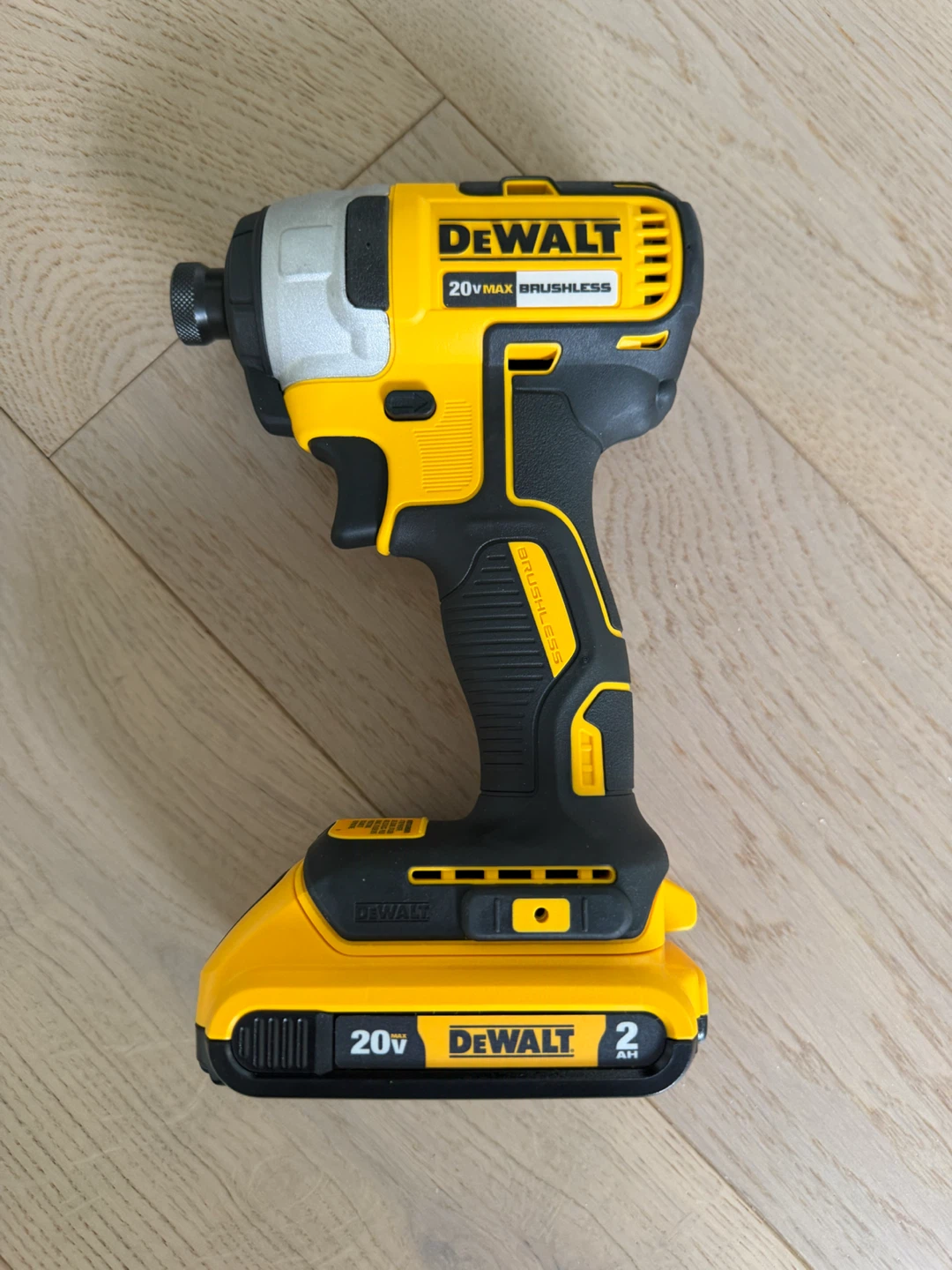 DeWalt 20V Max Cordless Impact Driver DCF787