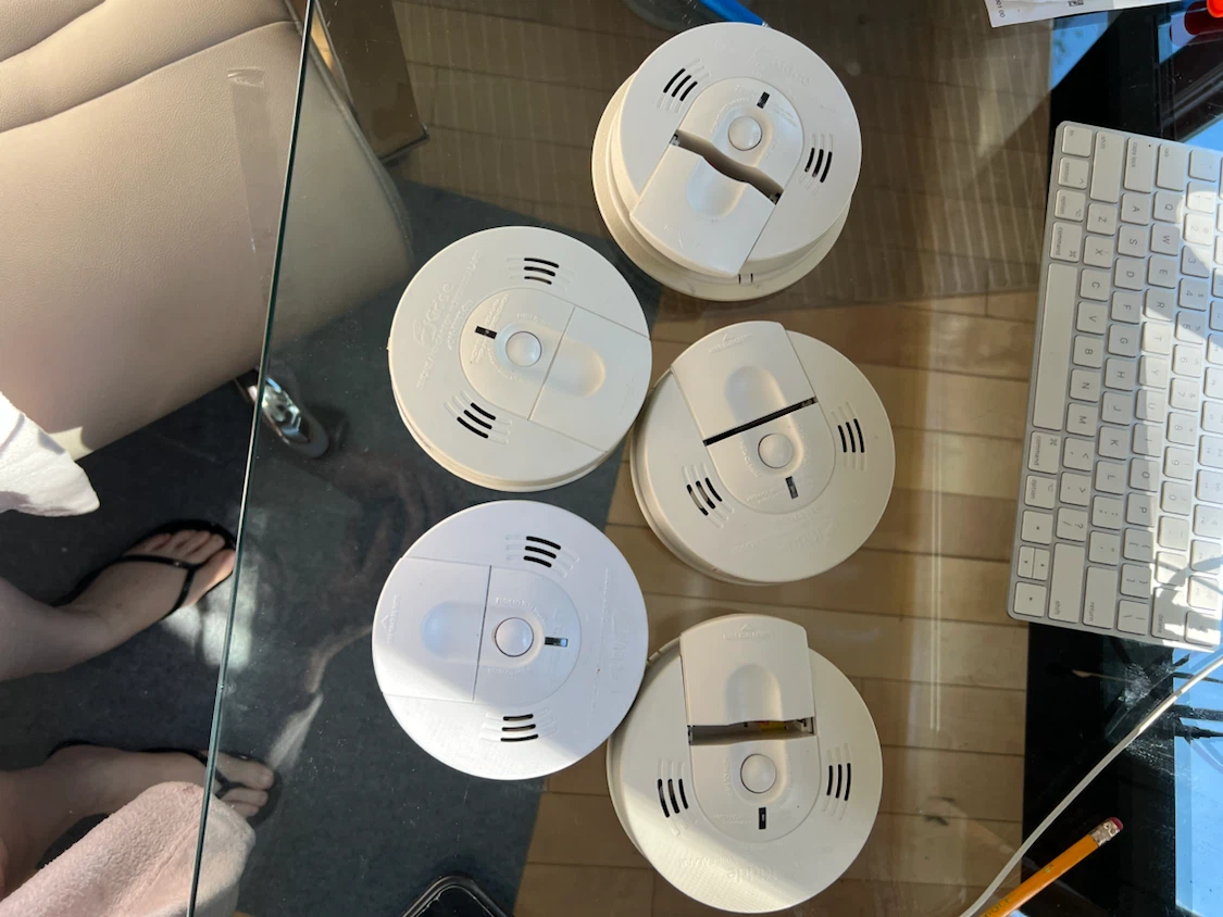 4 Kiddie Smoke and Carbon Monoxide Alarms - photo 2