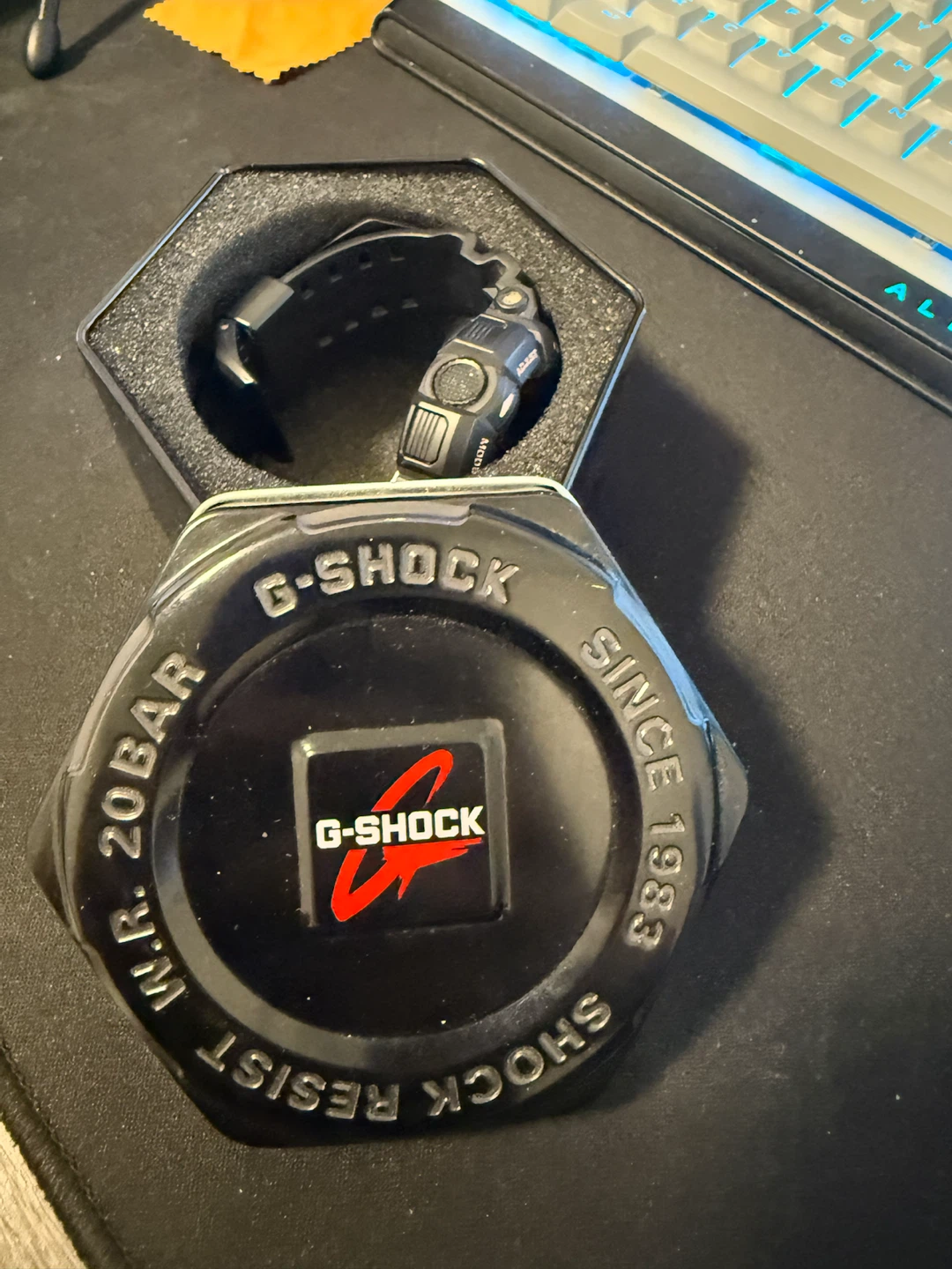 Casio G-Shock GA-400 Analog Digital Watch - Black & Gold - photo 2