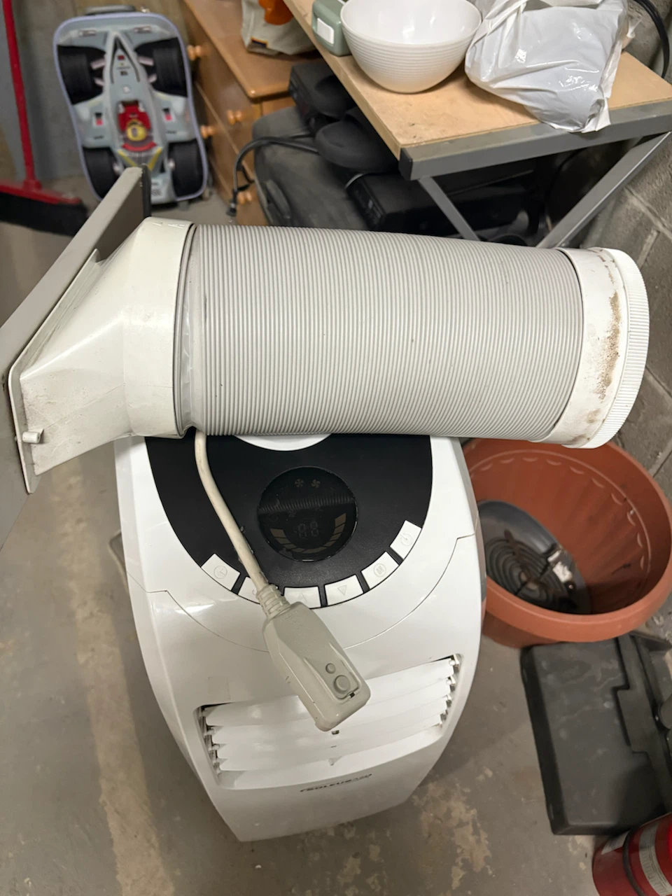 SoleusAir Portable Air Conditioner with Exhaust Hose - photo 3