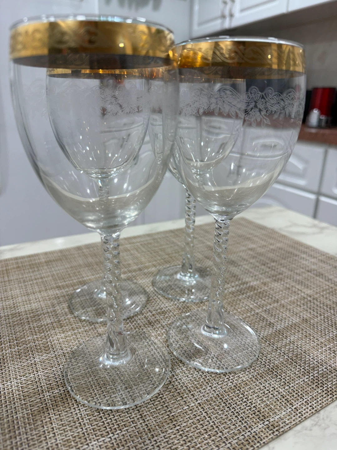 Set of 4 Vintage Gold Rimmed Wine Glasses