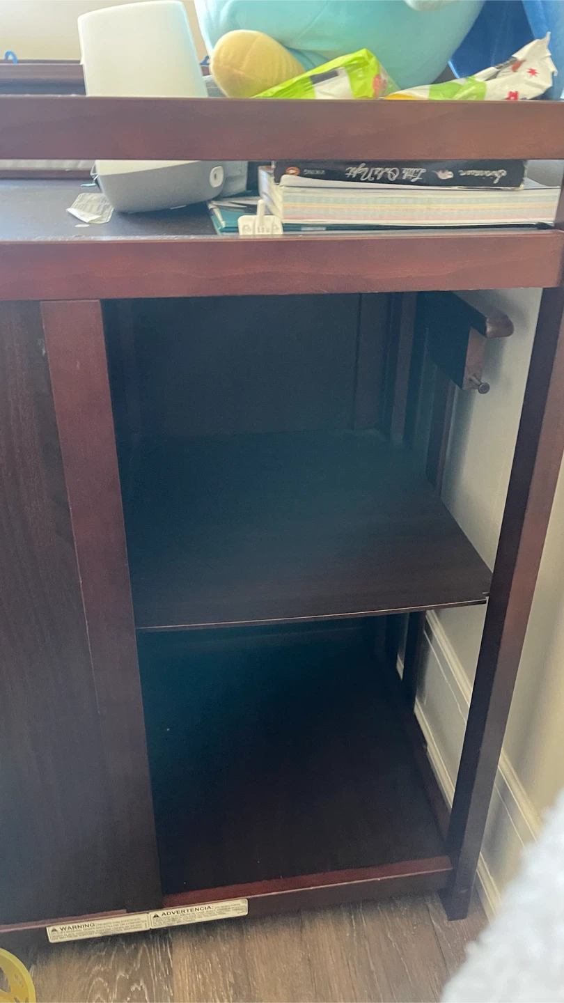 Crib with Changing Station - photo 4