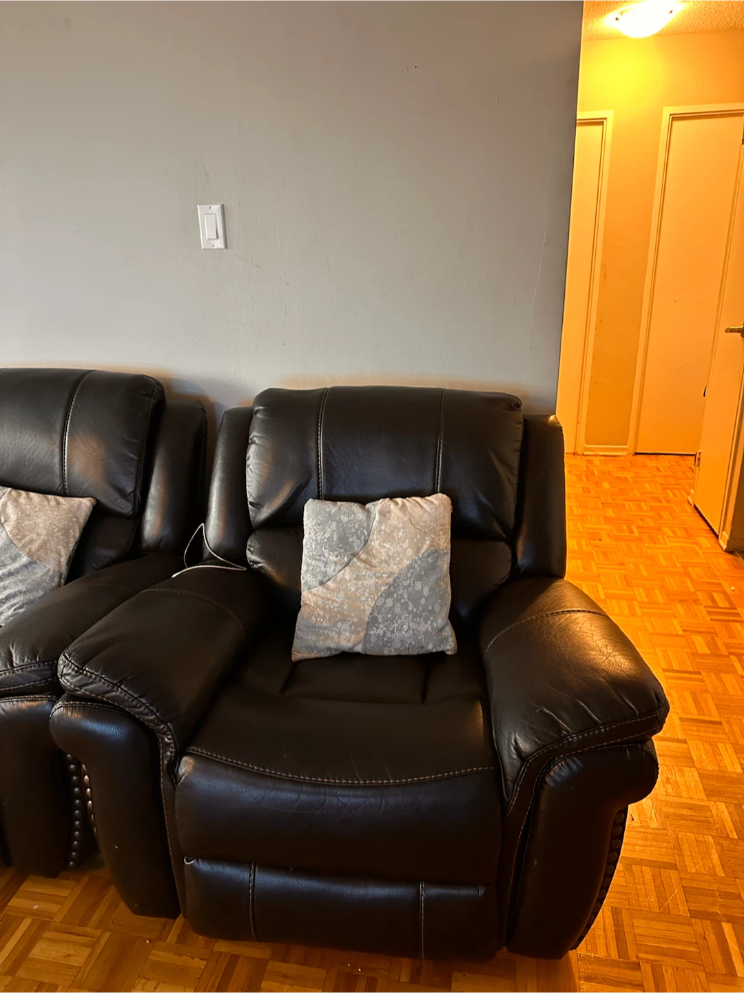 Black Leather Reclining Sofa Set - photo 4