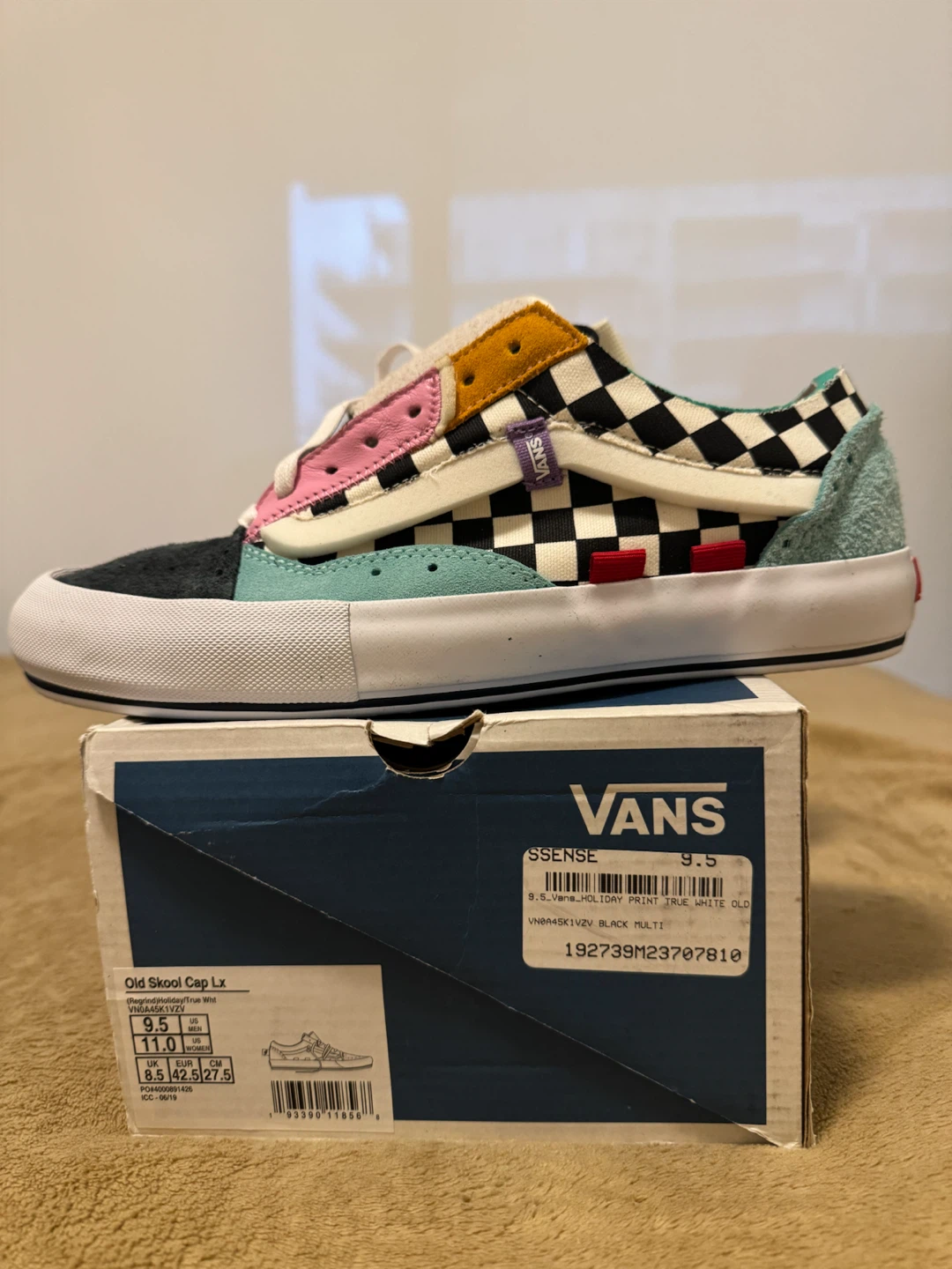 Vans Old Skool Cap LX Sneakers